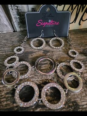 Silver Crystal Circle Necklace